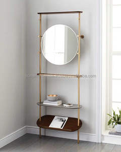 Miroir mural en métal de grande taille de forme personnalisée avec finition dorée, parfait pour la décoration intérieure, la décoration intérieure, les articles de luxe. - Product Image 3