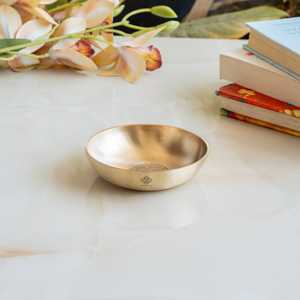 Assiette à fruits et à riz en laiton pur, élégante, de style chinois traditionnel, finition mate, gaufrée, pour usage domestique et hôtelier, personnalisable - Product Image 2