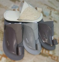 Chaussures arabes en gros de haute qualité pour hommes avec semelle souple en PU antidérapante fiable, parfaites pour un usage quotidien