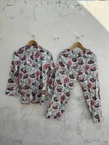 Ensemble de pyjama en coton pour femmes, léger et respirant, doux et lisse, classique, décontracté, romantique, pour les vacances - Product Image 6