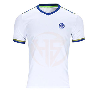 Maillot de football pour hommes avec logo personnalisé OEM, fabrication professionnelle, maillot de football de haute qualité avec design personnalisé - Product Image 1