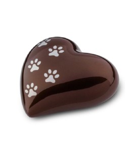 Venta al por mayor de urnas en forma de corazón de Mascota de pata azul para cenizas urnas de cremación de mascotas de corazón de latón hechas a mano de alta calidad de la India - Product Image 5