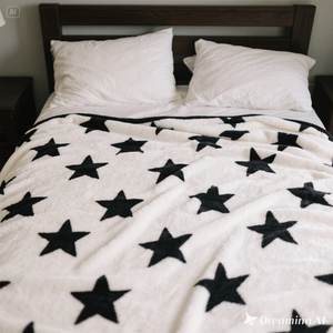 <b>White</b> Soft <b>Fleece</b> <b>Blanket</b> Cozy Printed Black Star Throw Single Size - Product Image 3
