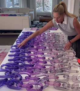 Décoration murale en acrylique suspendue à motif floral Art Déco, article de décoration de pièce le plus adorable avec prix de gros en Inde - Product Image 1