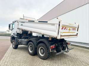 Camión Pesado Mercedes-Benz AROCS 3242-45 6x6 Euro6 Diésel 2015, Transmisión Automática, Volante a la Izquierda, 31-40T, Cámara 360, en Venta - Product Image 6
