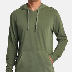 Sweat à capuche teint pigmenté pour homme-Design classique, parfait pour une tenue décontractée et une superposition - Product Image 1