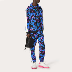 OEM ขายส่งที่กำหนดเอง Unisex กีฬาโพลีเอสเตอร์ที่มีแปนเด็กซ์ผ้าซิปขึ้นพิมพ์โลโก้สองชิ้นระเหิดของผู้ชายชุด - Product Image 4