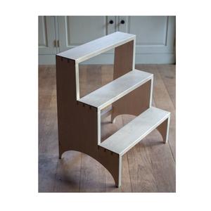 Tabouret d'appoint en bois fait main avec finition à grain lisse, idéal pour les cuisines de style campagnard, les chambres, les salles de bain, les placards et les tâches domestiques - Product Image 5