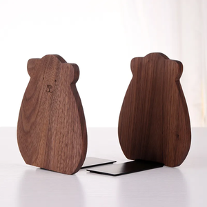 Estantería de madera de oso pequeño para escritorio de oficina, tapón de libro hecho a mano, último diseño de la India a baja velocidad - Product Image 1