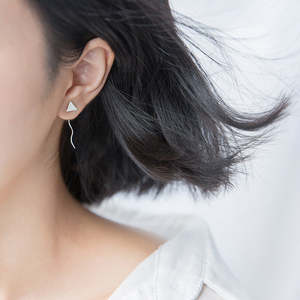 Orecchini Pendenti a Spirale in Argento Sterling con Triangolo, Accessorio alla Moda e Elegante - Product Image 2