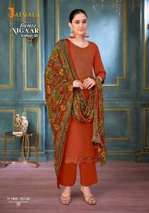 Robe Salwar Kameez personnalisée de haute qualité pour femmes avec des conceptions uniques et des options d'approvisionnement en gros de l'Inde - Product Image 5