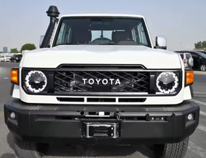 LISTO PARA ENVIAR 2023 PICKUP DOBLE CABINA LX-Z V6 4.0L GASOLINA AUTOMÁTICO Full Option Coche Usado Impecable Volante a la Izquierda/Derecha en Venta - Product Image 3