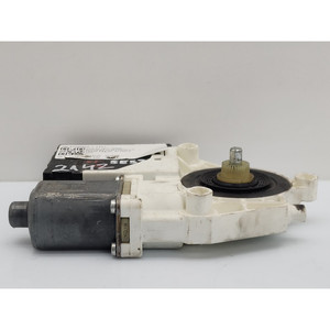 มอเตอร์ไฟฟ้าหน้าต่างด้านหน้าขวา AUDI A3 Serie (8P1) 8P0959802K BSE (03>05) - Product Image 5