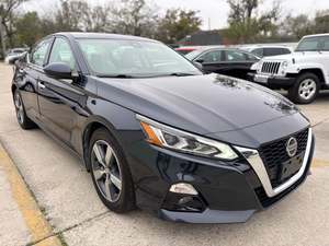 Nissan Altima 2.5 SL FWD Plus 2019 Usado en Buen Estado, Sin Accidentes, Volante a la Izquierda/Derecha - Product Image 3