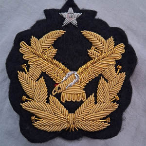 Parches de Lona Bordados a Mano con Hilo Metálico, Hechos a Medida, Insignias de Moda en Color Sólido 3D con Empaque Personalizado - Product Image 1