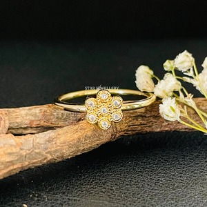 Anillo de Oro Sólido de 14K con Diamantes Naturales y Piedras Multicolores, Diseño de Flor con Engaste de Bisel, para Mujer - Product Image 3