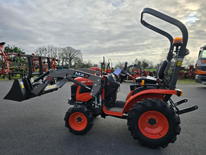 รถแทรกเตอร์อเนกประสงค์ขนาดเล็ก Kubota B1 พร้อมที่ตักด้านหน้าแบบพรีเมียม ระบบขับเคลื่อน 4 ล้อแบบเลือกได้ กำลัง 18 แรงม้า - Product Image 2