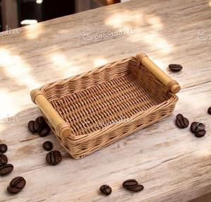 Plateau de service en rotin tissé à la main de qualité supérieure Plateau de service de table pour le petit déjeuner Boissons Snack Plateau de service rectangulaire aux fruits avec poignées - Product Image 3