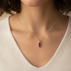 Collar con Colgante de Circonita Cúbica Rubí en Bisel Baguette, Cadena de Plata de Ley Chapada en Oro, Estilo Moderno para Compromiso, Boda, Estilo Cristiano - Product Image 5