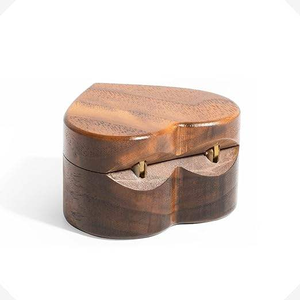 Caja de Joyería de Madera para Bodas con Capacidad Personalizada para Guardar Anillos Grandes y para Viajes - Product Image 4