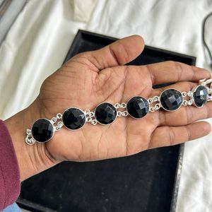 Pulsera ajustable hecha a mano de Plata de Ley 925 para mujer con piedras preciosas de ónix negro ovalado natural, producto de piedras preciosas sueltas - Product Image 5