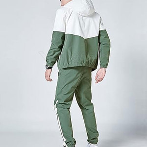 Ensemble coupe-vent pour homme avec doublure douce et pantalon léger offrant un confort et un style maximum - Product Image 4