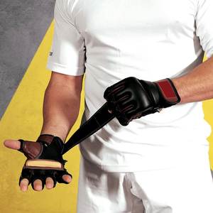 Gants d'entraînement MMA respirants à demi-doigts avec fermeture auto-agrippante, légers, séchage rapide, en PU, personnalisables, unisexes - Product Image 5