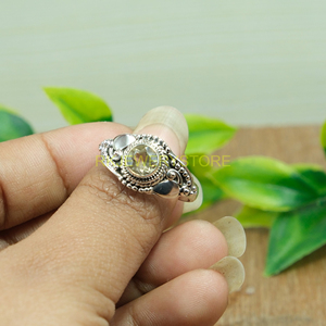 Bague en citrine, bague en argent sterling 925, bague en pierre jaune, bague en pierre précieuse, design fait à la main, bague de fiançailles, cadeau de Noël - Product Image 6