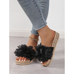 Women's Fashionable and Simple Style Thick-Soled <b>Slippers</b> with Versatile Flower Line Chunky Shoes - Product Image 1