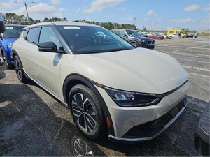 H & S KIA EV6 COCHE USADO CON LUZ EV 2024 VEHÍCULO ELÉCTRICO USADO MUY LIMPIO - Product Image 2