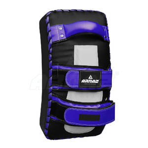 แผ่นฝึกมวยไทยแบบมืออาชีพพร้อมสายรัดแขนสำหรับแผ่นฝึกมวยไทยน้ำหนักเบากระชับปลอดภัยเหมาะสำหรับการชกมวย - Product Image 3