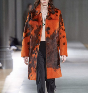 Gabardina larga de cuero con estampado de vaca auténtica para mujer, decoración de botones personalizados, chaqueta de otoño al por mayor - Product Image 2