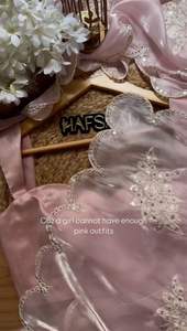 Festive Ready Premium Zimmy Saree con hilo intrincado y detalle de lentejuelas con bordado de hilo - Product Image 3