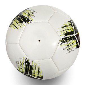 Balón de Fútbol de Alta Calidad de 12 Paneles de PVC, PU y TPU, Color Personalizado, Tamaño Personalizado para Entrenamiento en Interiores/Exteriores, Clubes Juveniles/Adultos - Product Image 3