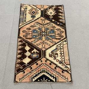 Petit tapis vintage de 1,7 x 3,1 pieds, tapis turc oriental brun - Product Image 1