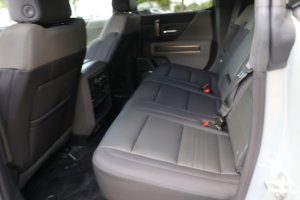 Camioneta GMC HUMM-ER EV 2025 Usada en Buen Estado - Product Image 4