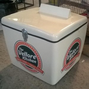 Caja trasera de motocicleta de fibra de vidrio roja grande personalizable, contenedor de entrega de bicicletas de comida caliente de nuevo estilo - Product Image 4