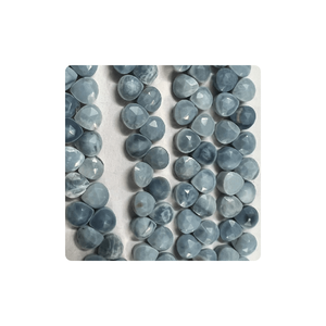Vente en gros d'opale bleue péruvienne naturelle à facettes en forme de coeur Briolette 7mm 8 pouces perles de pierre de quartz de qualité supérieure pour une qualité supérieure - Product Image 3