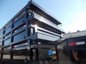 Remolque Agrícola Hidráulico de 6x16 con Volquete, Remolque de Cuatro Ruedas con Garra, Equipo de Acuicultura Todoterreno Disponible para Venta en EE. UU. - Product Image 4