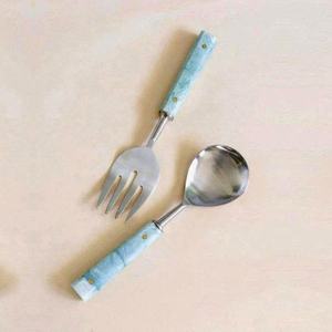 Set de service en acier inoxydable plaqué or avec poignée ronde en résine transparente blanche Set de service de bar à salade avec poignée blanche - Product Image 5