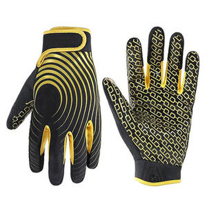 Gants de réception légers sur mesure de haute qualité Gants de football américain en plein air avec un design unique - Product Image 1