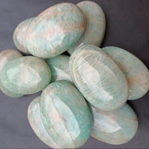 Pierre de palmier en amazonite naturelle de 3 pouces de haute qualité pour la guérison et le reiki d'Inde, vente en gros - Product Image 3