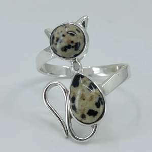 Anillo Romántico Boho con Piedra de Nacimiento de Marzo, Hecho a Mano en Plata de Ley 925 con Jaspe Dálmata, Regalo Perfecto para Ella en Cumpleaños o Aniversario - Product Image 3