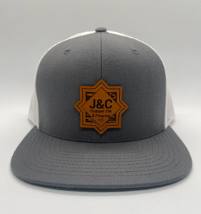 Gorras Trucker Personalizadas con Parche de Cuero, Malla Transpirable en la Parte Trasera, Cierre Ajustable, MOQ Bajo, Gorras de Moda Urbana para Exteriores al por Mayor - Product Image 2