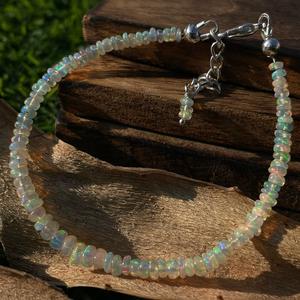 Bracelet en opale éthiopienne dorée de haute qualité 4mm perles de cristal multi-facettes bijoux en pierre de conception de perles lisses naturelles en vrac - Product Image 1