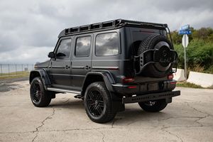 AMG G63 4x4² 2022, faible kilométrage, moteur silencieux, transmission automatique, toit ouvrant panoramique, éclairage LED, prêt à être expédié - Product Image 3