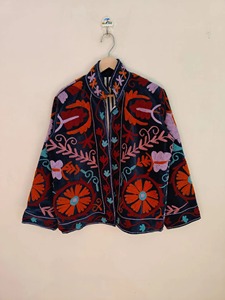 Veste à col mandarin de style chinois, brodée de fleurs, à manches longues, vêtements d'extérieur décontractés, vêtements d'automne, taille plus pour femmes adultes - Product Image 1