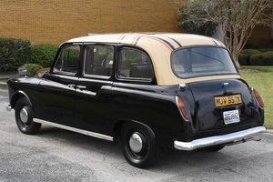 AUSTIN FX4D TAXI 1982, MUY BIEN CUIDADO, AUTÉNTICO, CON VOLANTE A LA DERECHA/IZQUIERDA, LISTO PARA ENTREGAR - Product Image 6