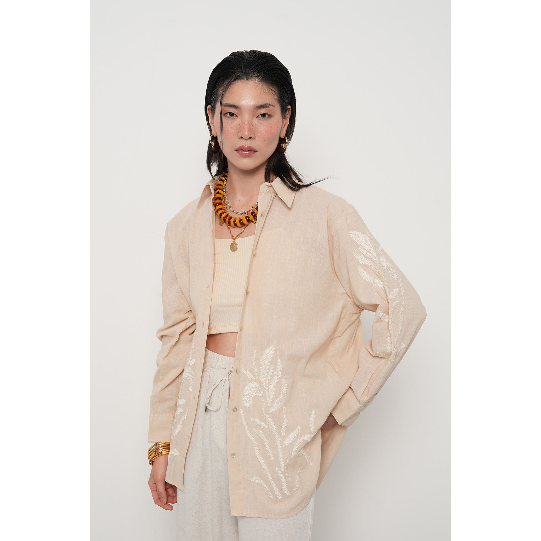 สีเบจอ่อน