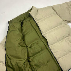 Boomletcorp Veste matelassée à bulles unisexe très vendue directement en usine Service OEM Manteau matelassé en toile enduite pour hommes et femmes - Product Image 4